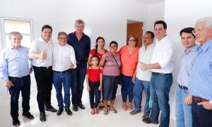 Estado entrega novas unidades habitacionais em Jaguariaíva